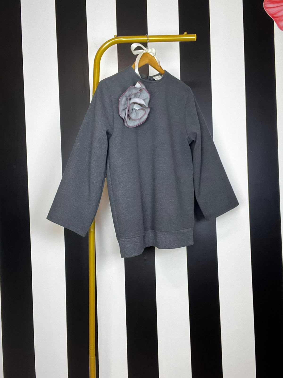 Wool Sweater without/Flower